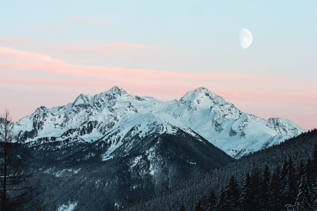 Services Snowy Mountain 1287145 1024x682 1